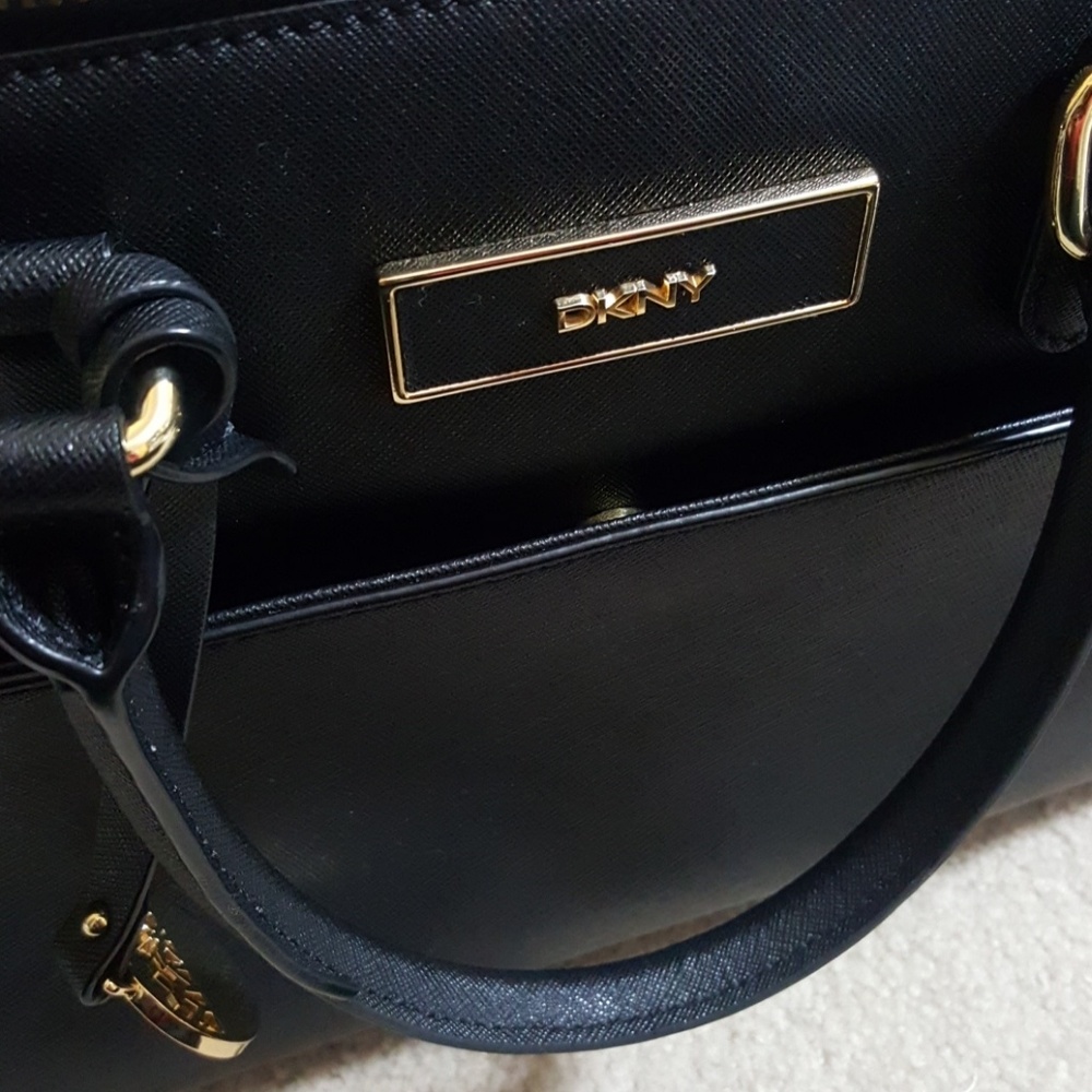 DKNY purse